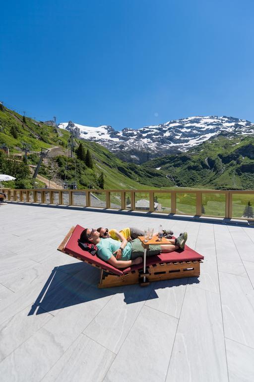 Berghotel Truebsee - Accessible Only By Cable Car Engelberg Eksteriør bilde