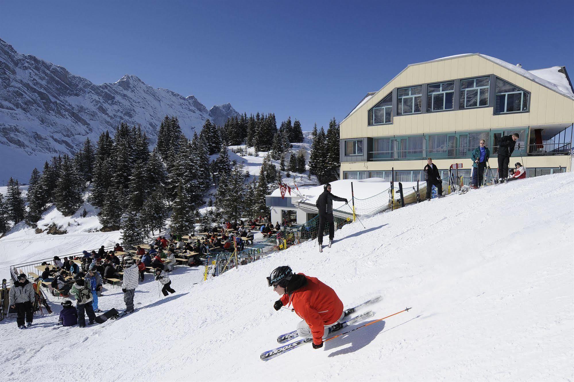 Berghotel Truebsee - Accessible Only By Cable Car Engelberg Eksteriør bilde